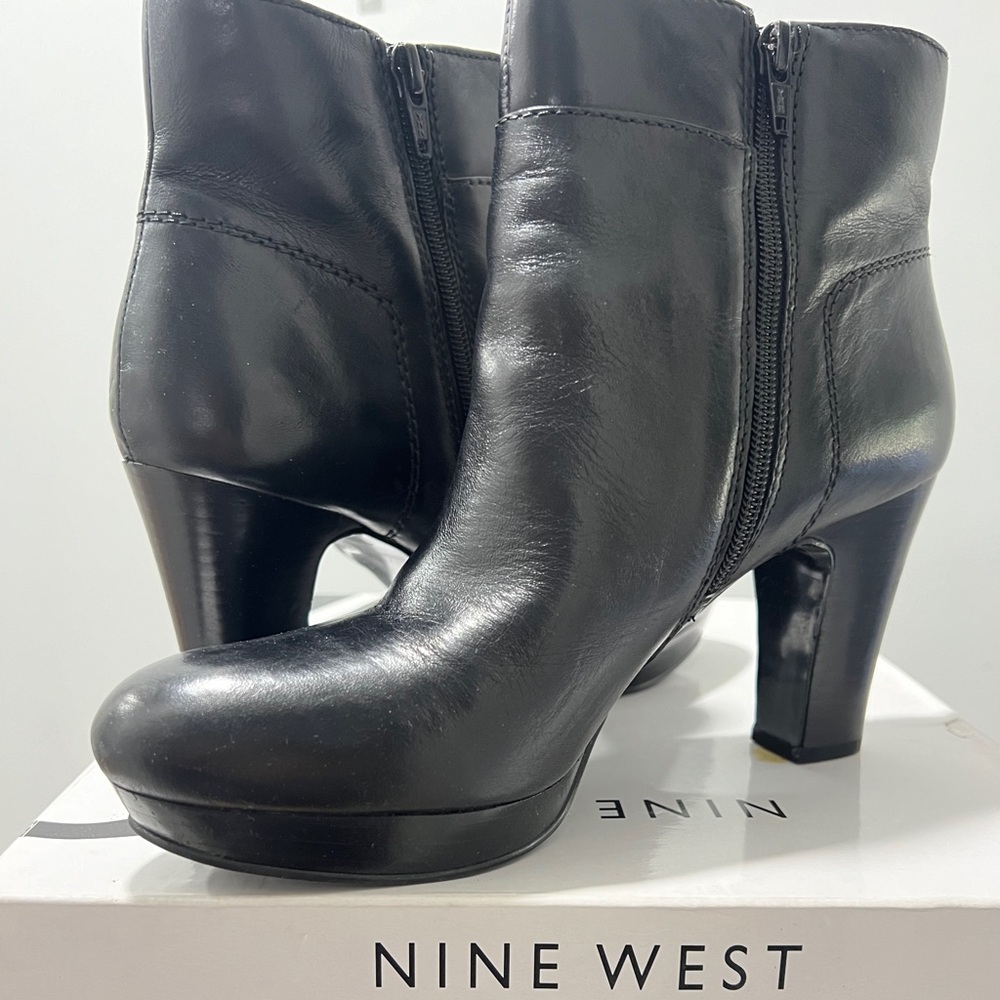 Nine West Black Heeled Boots with Chunky Heel